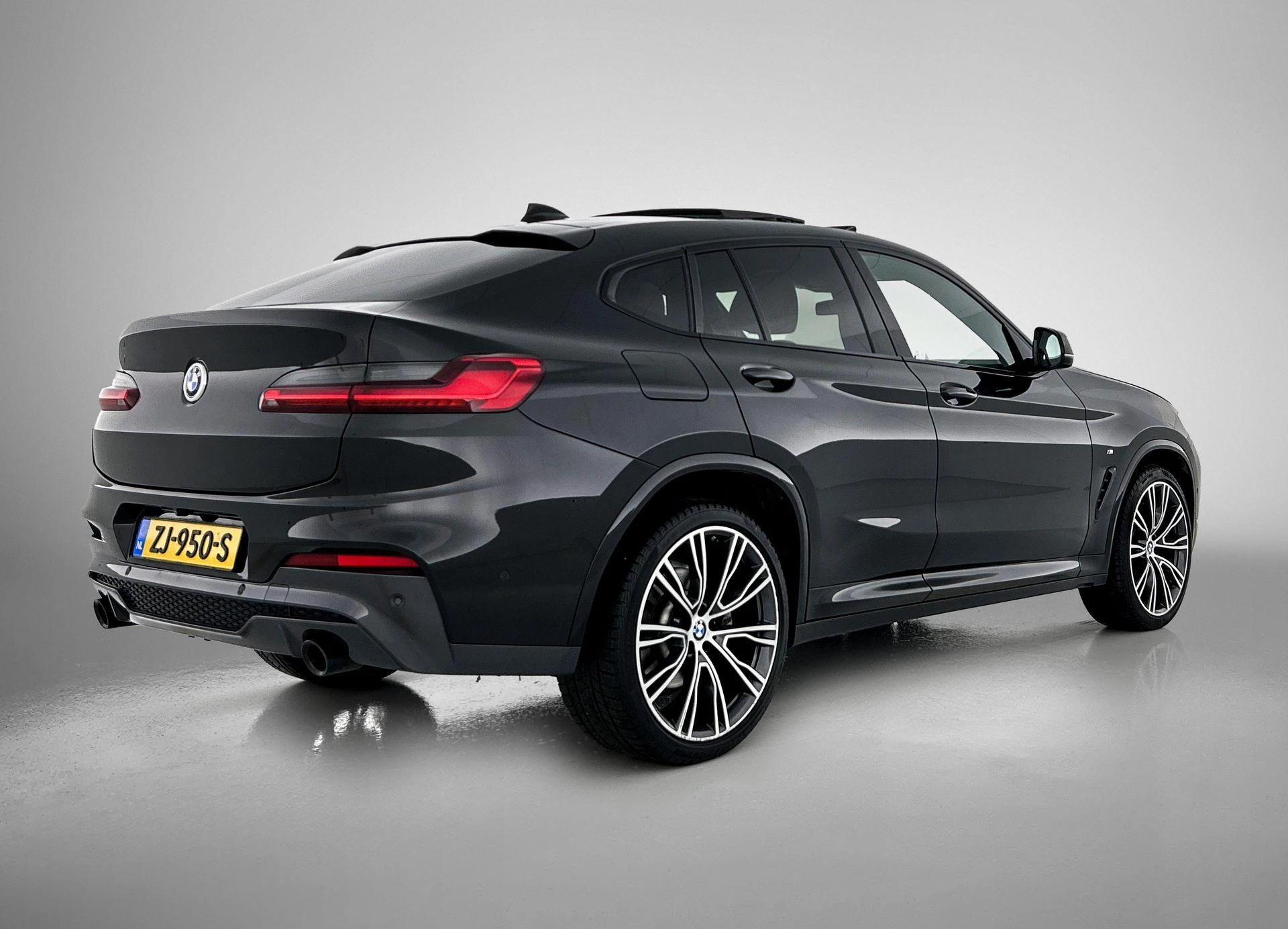 Hoofdafbeelding BMW X4