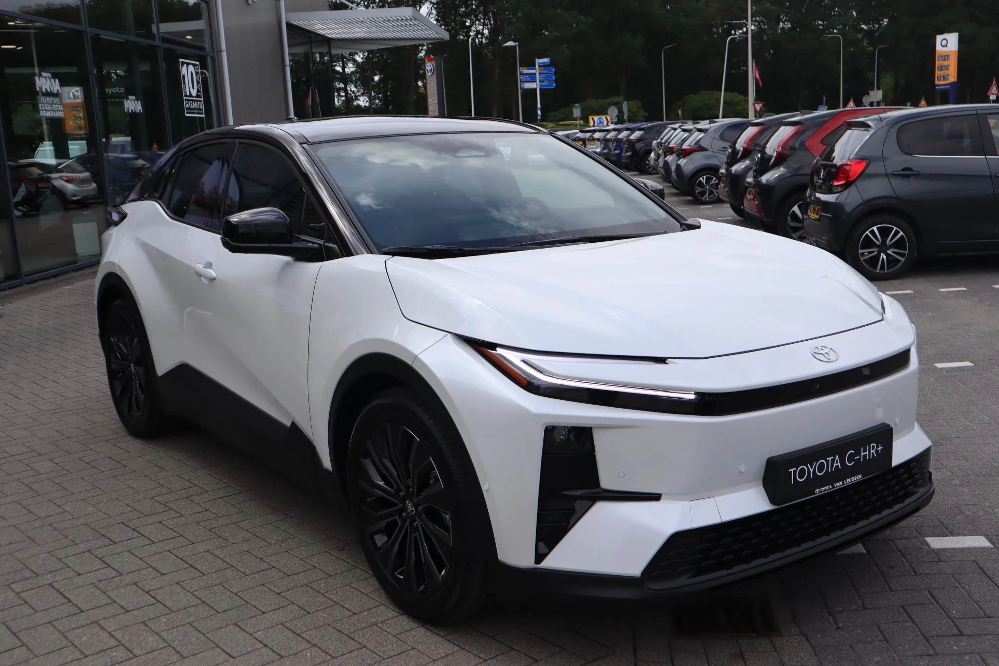 Hoofdafbeelding Toyota C-HR+