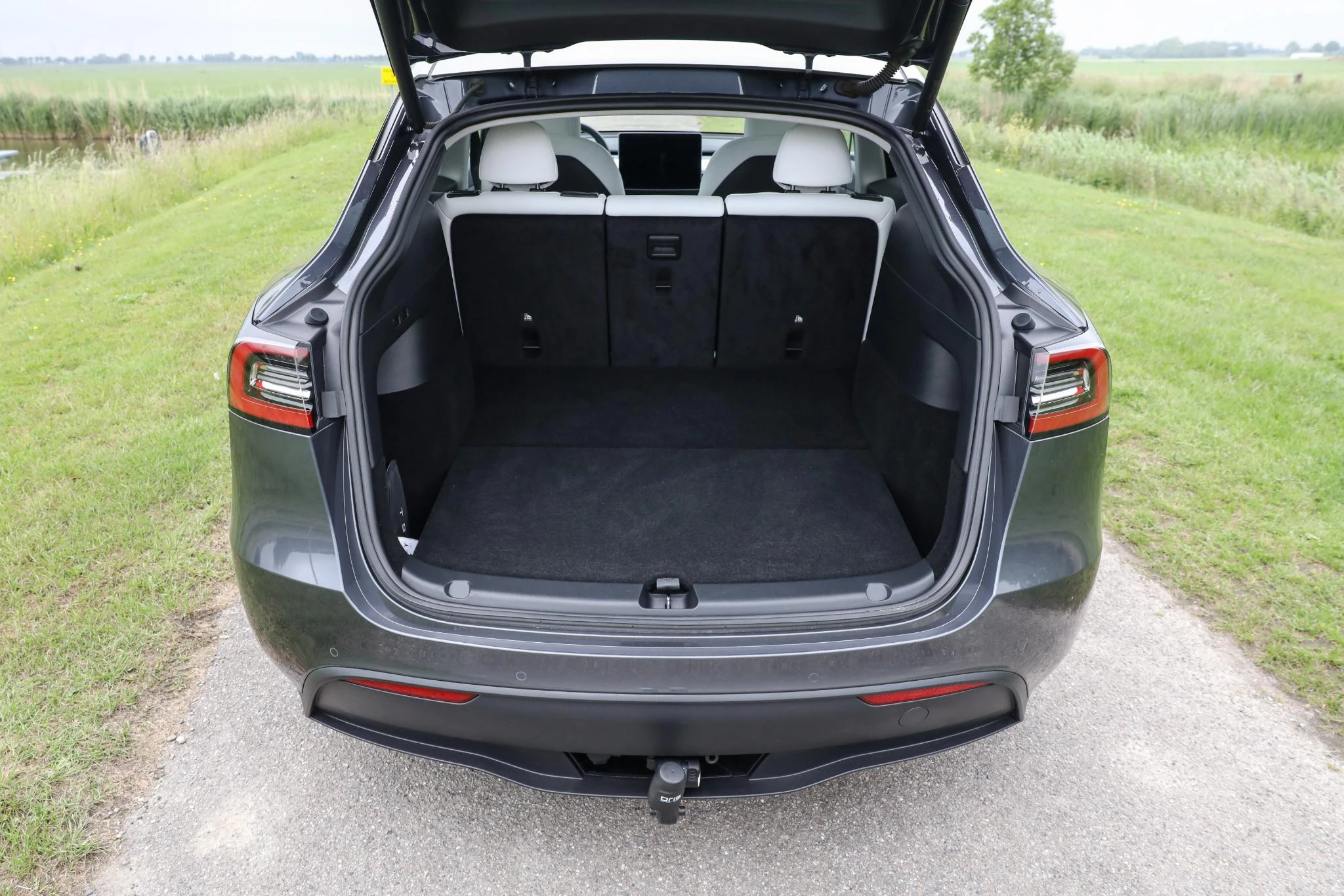 Hoofdafbeelding Tesla Model Y