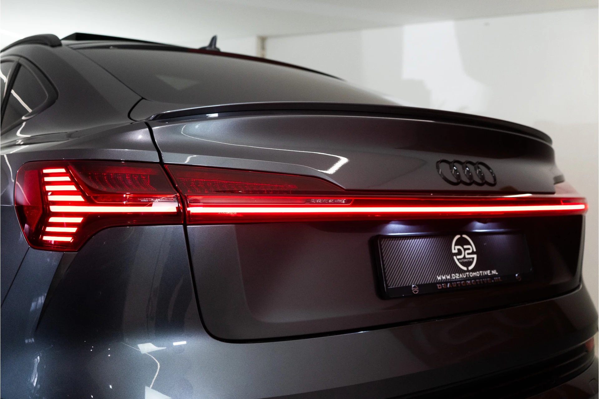 Hoofdafbeelding Audi e-tron