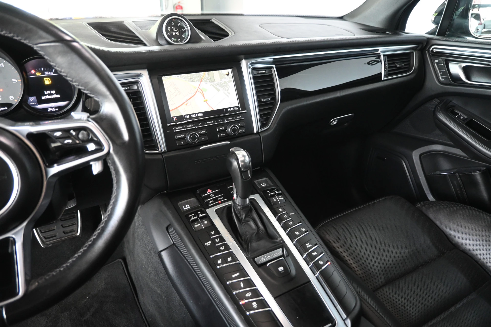 Hoofdafbeelding Porsche Macan