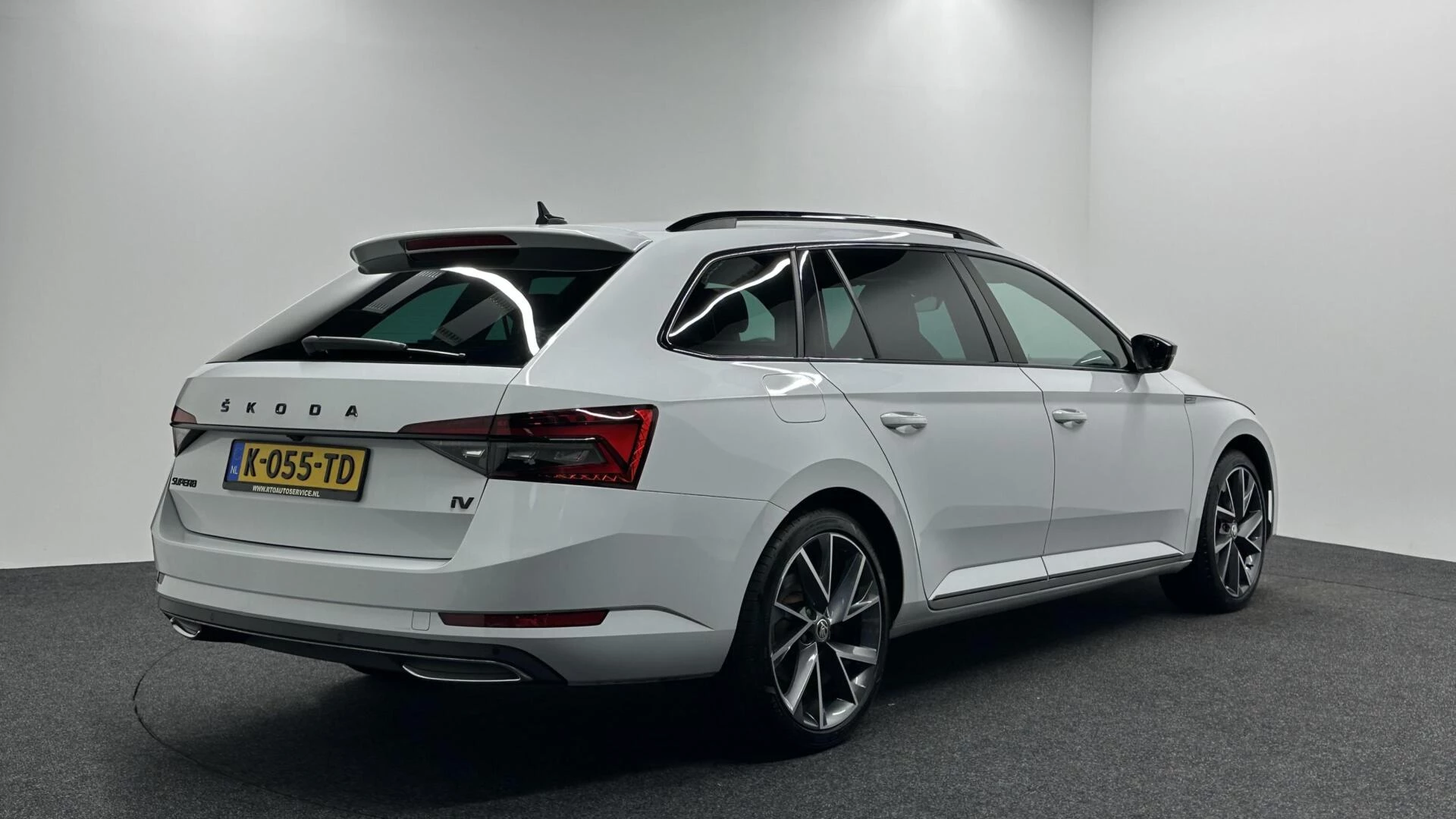 Hoofdafbeelding Škoda Superb