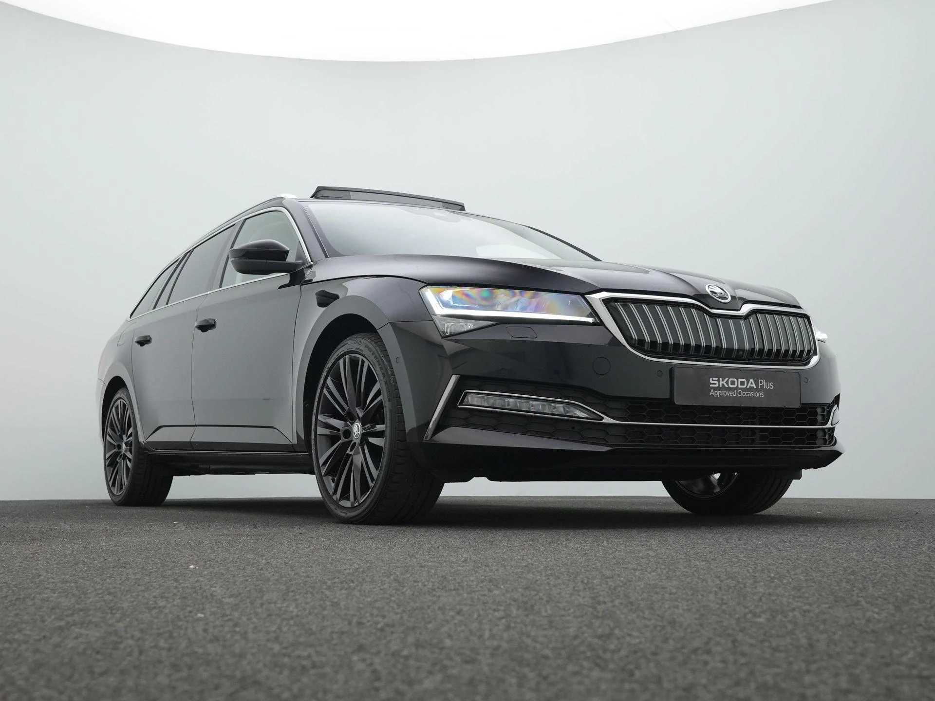 Hoofdafbeelding Škoda Superb