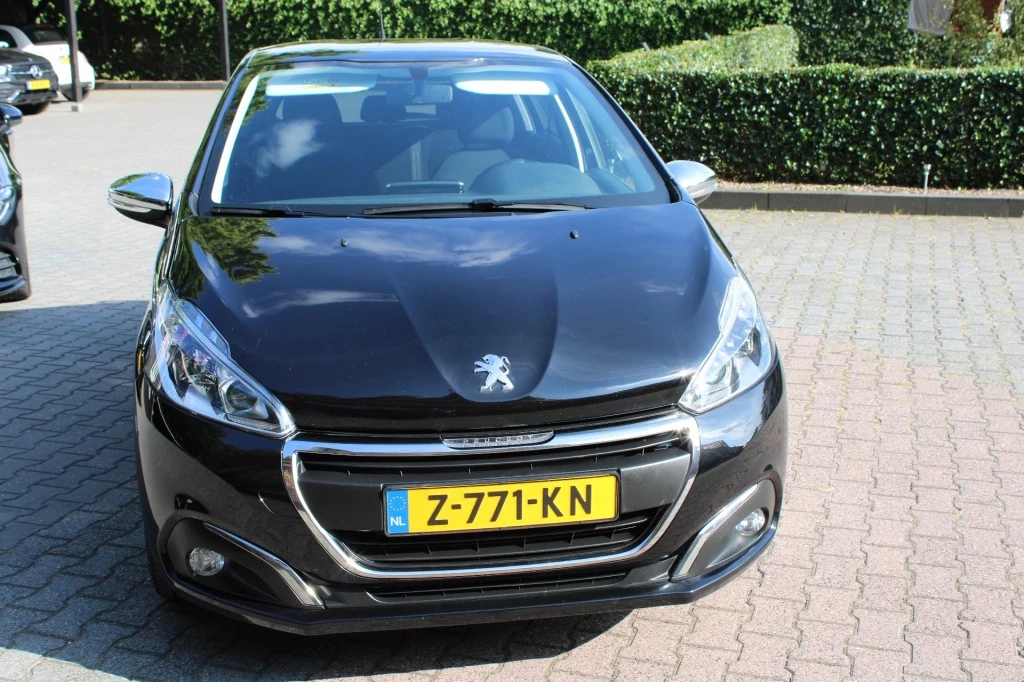 Hoofdafbeelding Peugeot 208