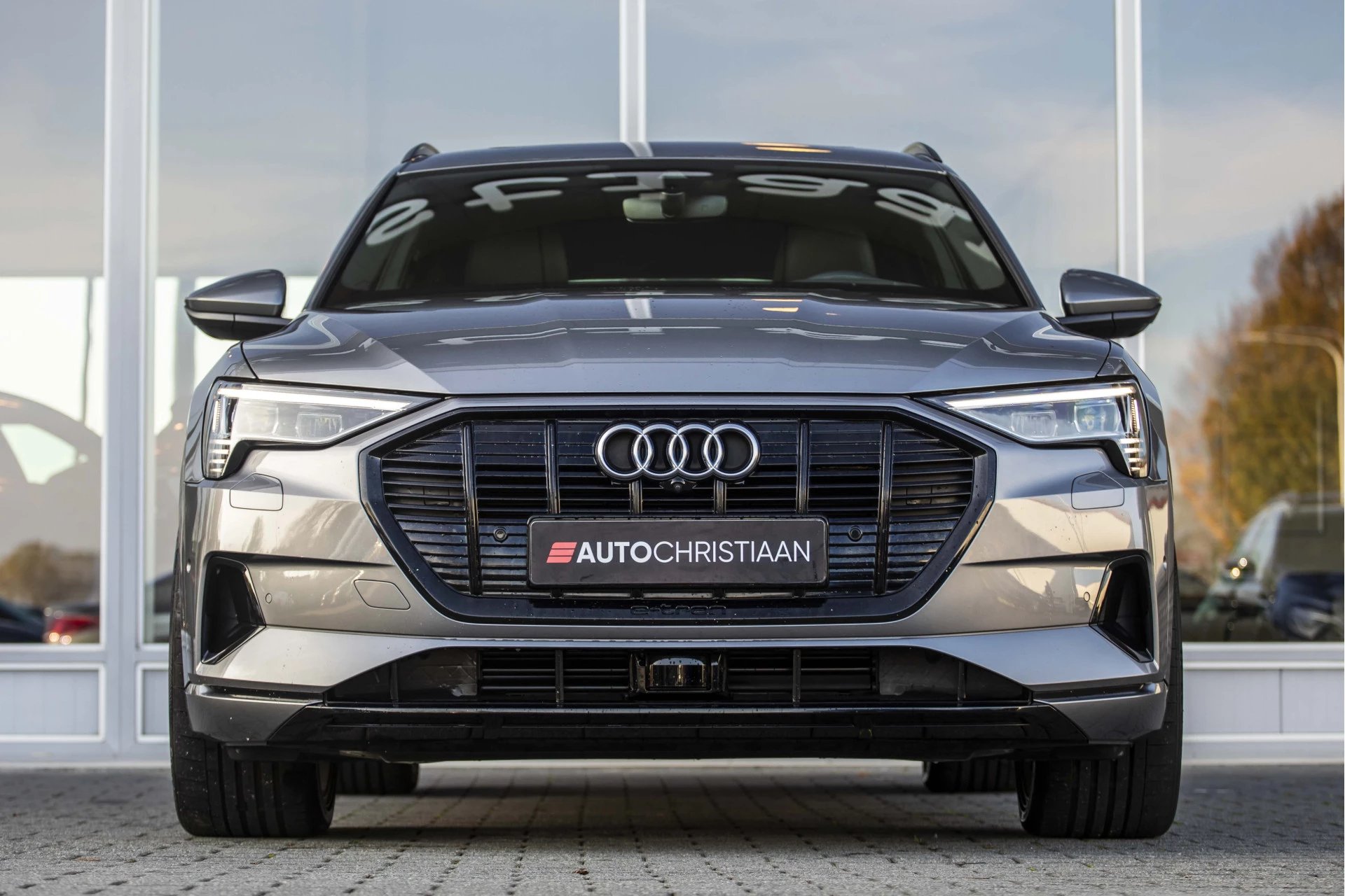 Hoofdafbeelding Audi e-tron