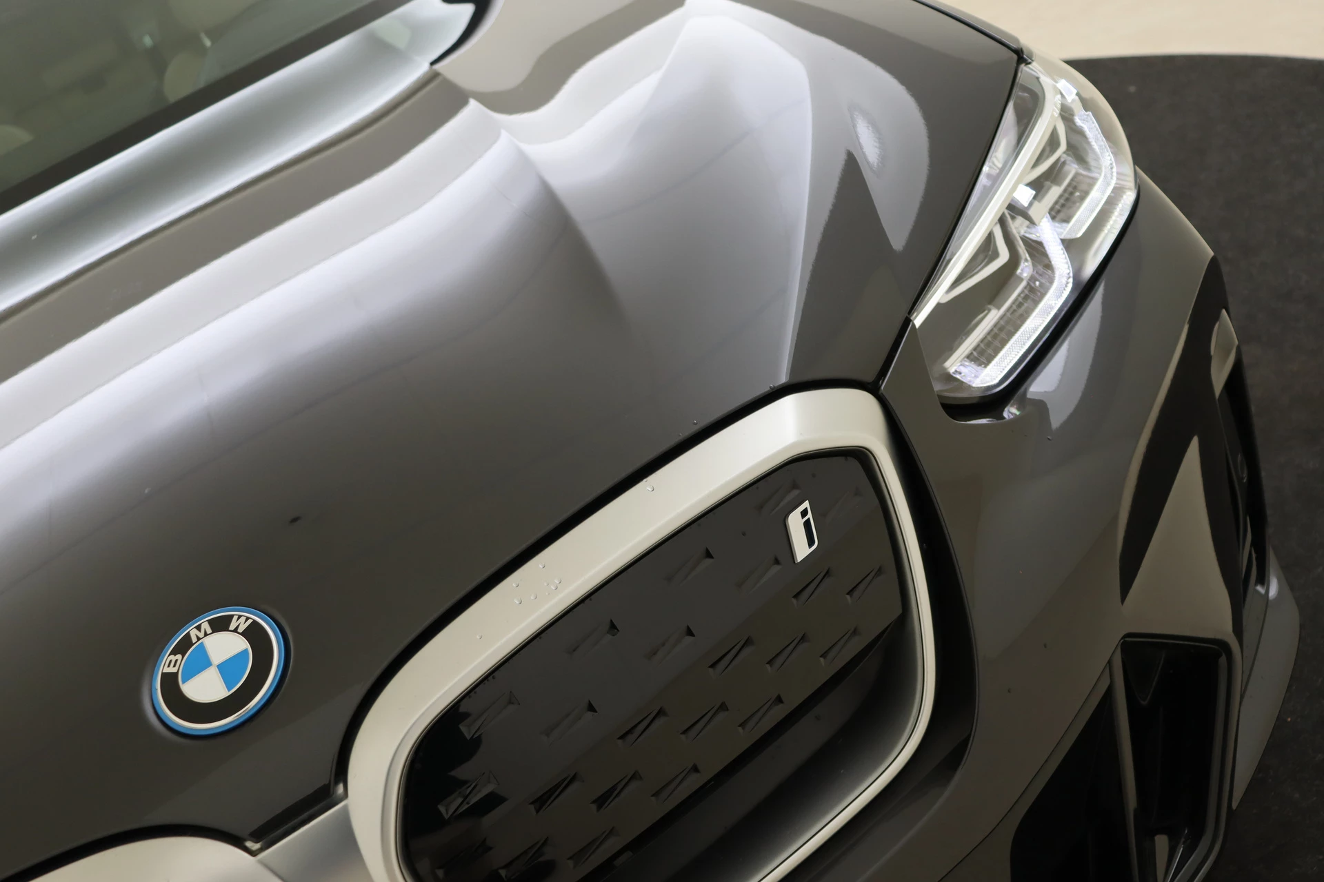 Hoofdafbeelding BMW iX3