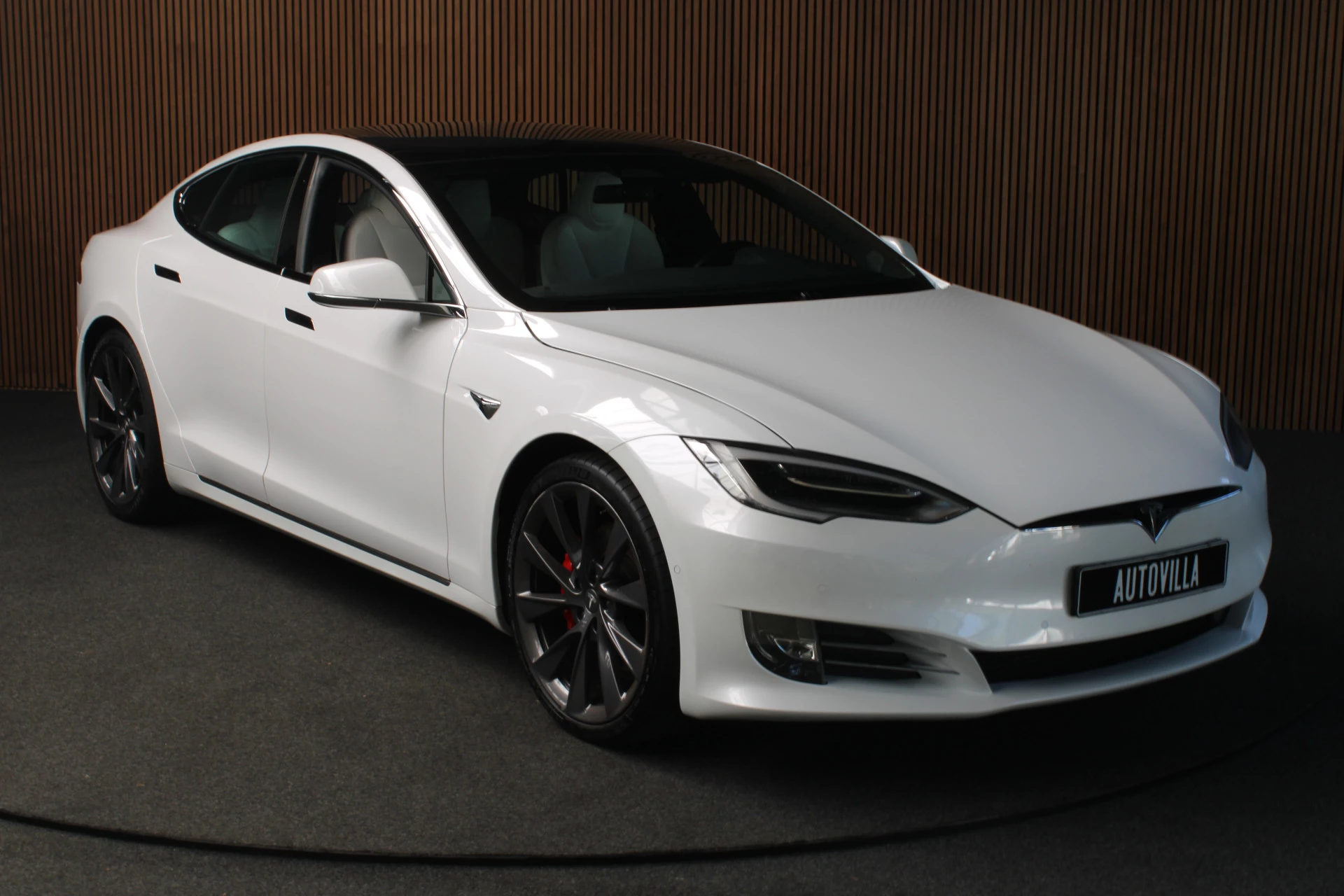 Hoofdafbeelding Tesla Model S