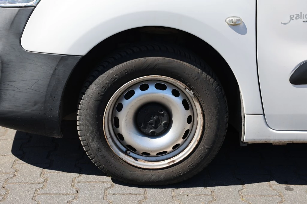 Hoofdafbeelding Peugeot Partner