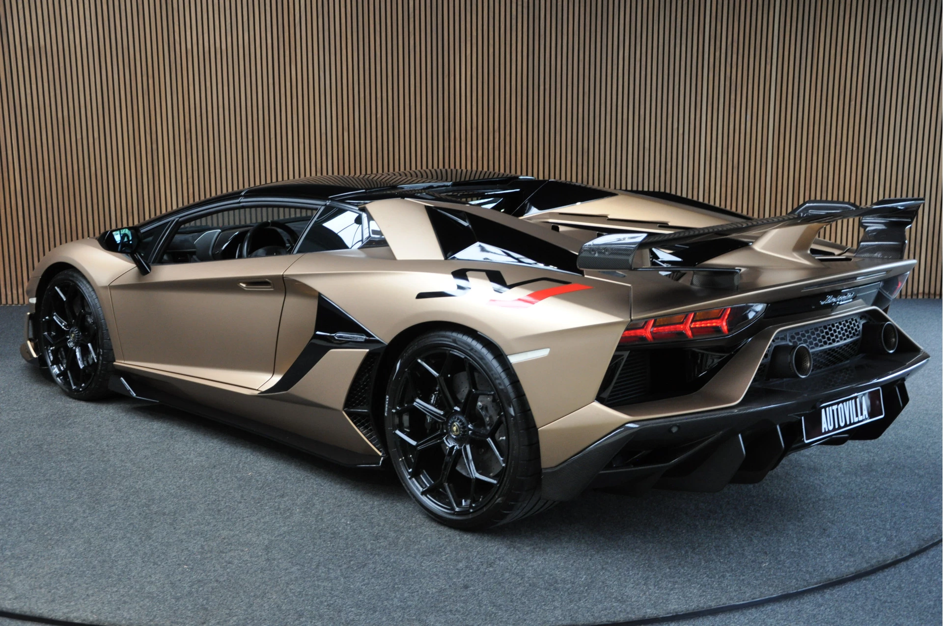 Hoofdafbeelding Lamborghini Aventador