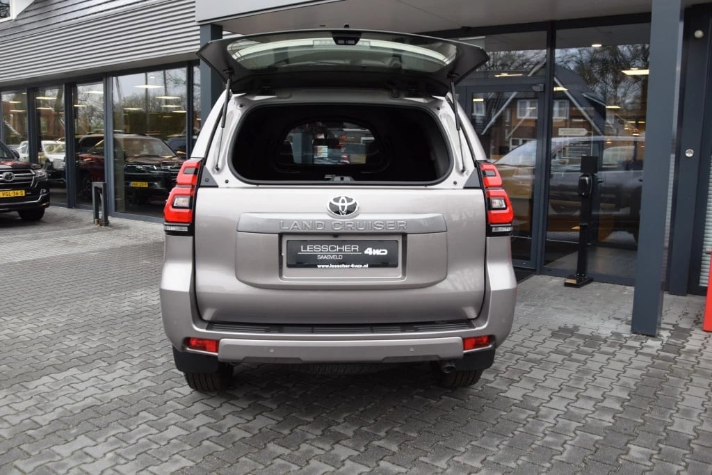 Hoofdafbeelding Toyota Land Cruiser