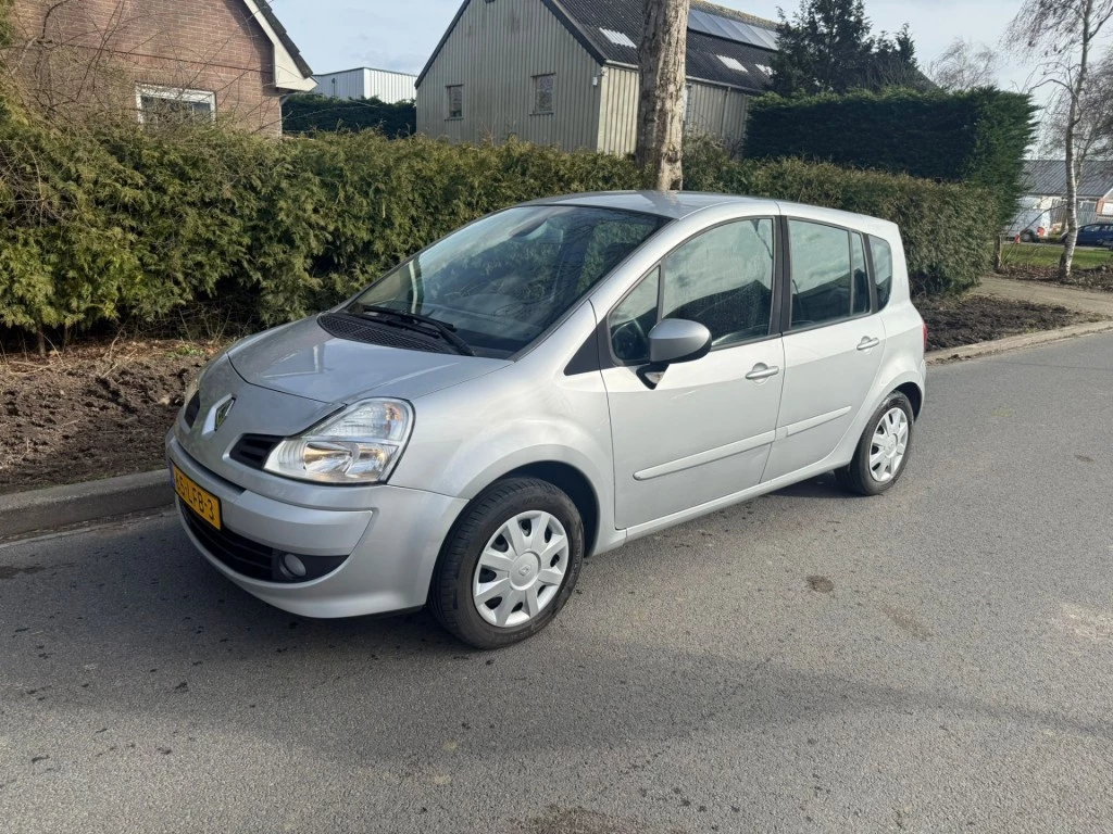 Hoofdafbeelding Renault Modus