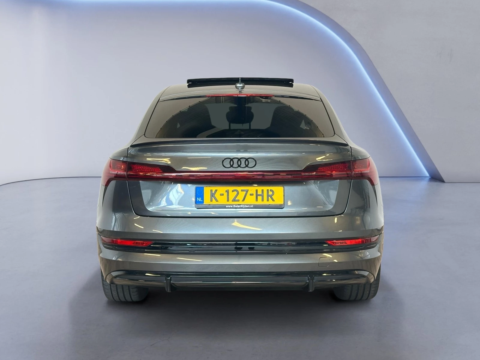 Hoofdafbeelding Audi e-tron
