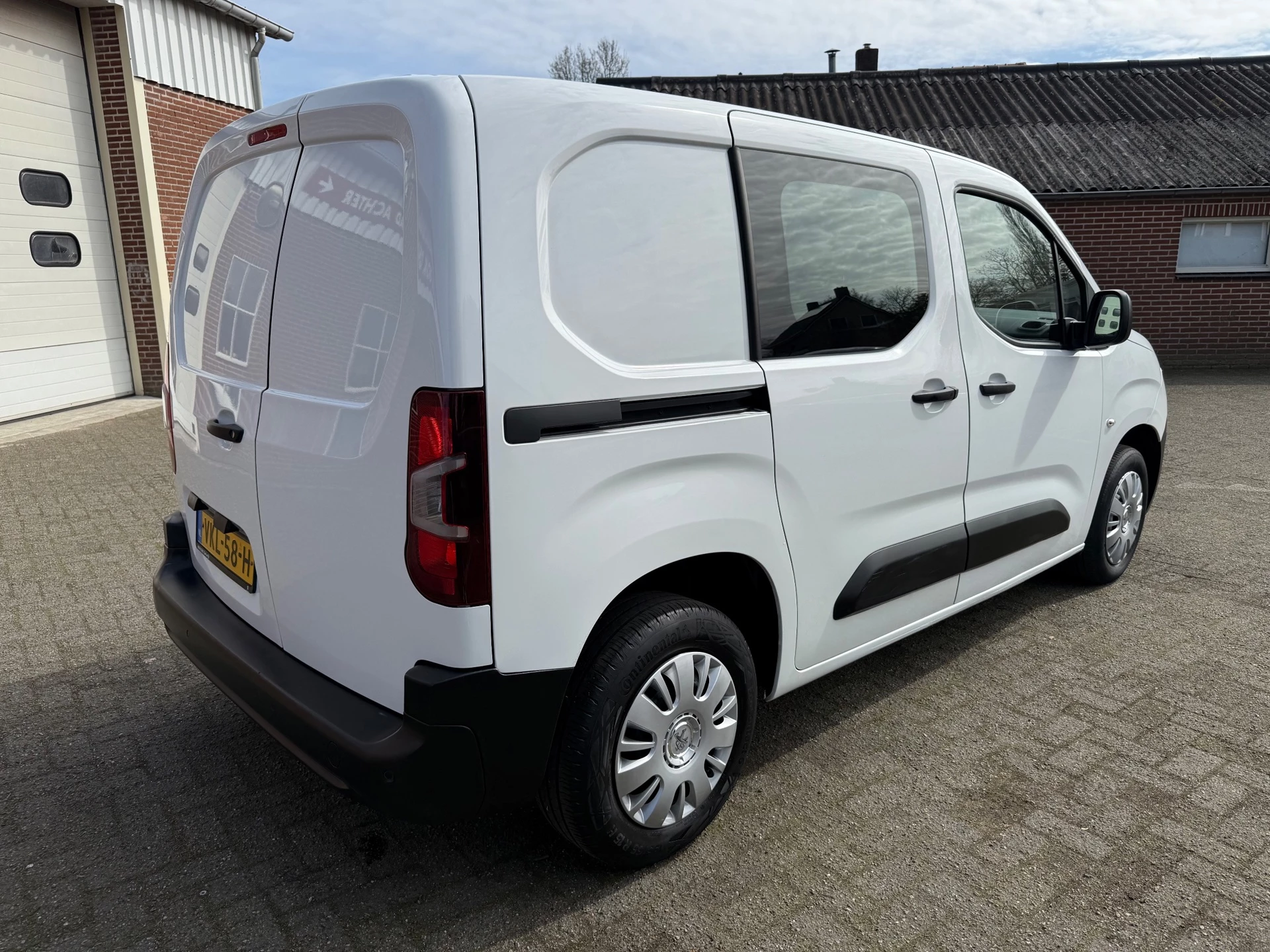 Hoofdafbeelding Peugeot Partner