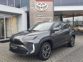 Toyota Yaris Cross 1.5 Hybrid 130 Executive STOEL/STUURVERW BLIND-SPOT ELEK-ACHTERKLEP PARK-SENSOREN LM-VELGEN APPLE/ANDROID HALF-LEDER AD-CRUISE