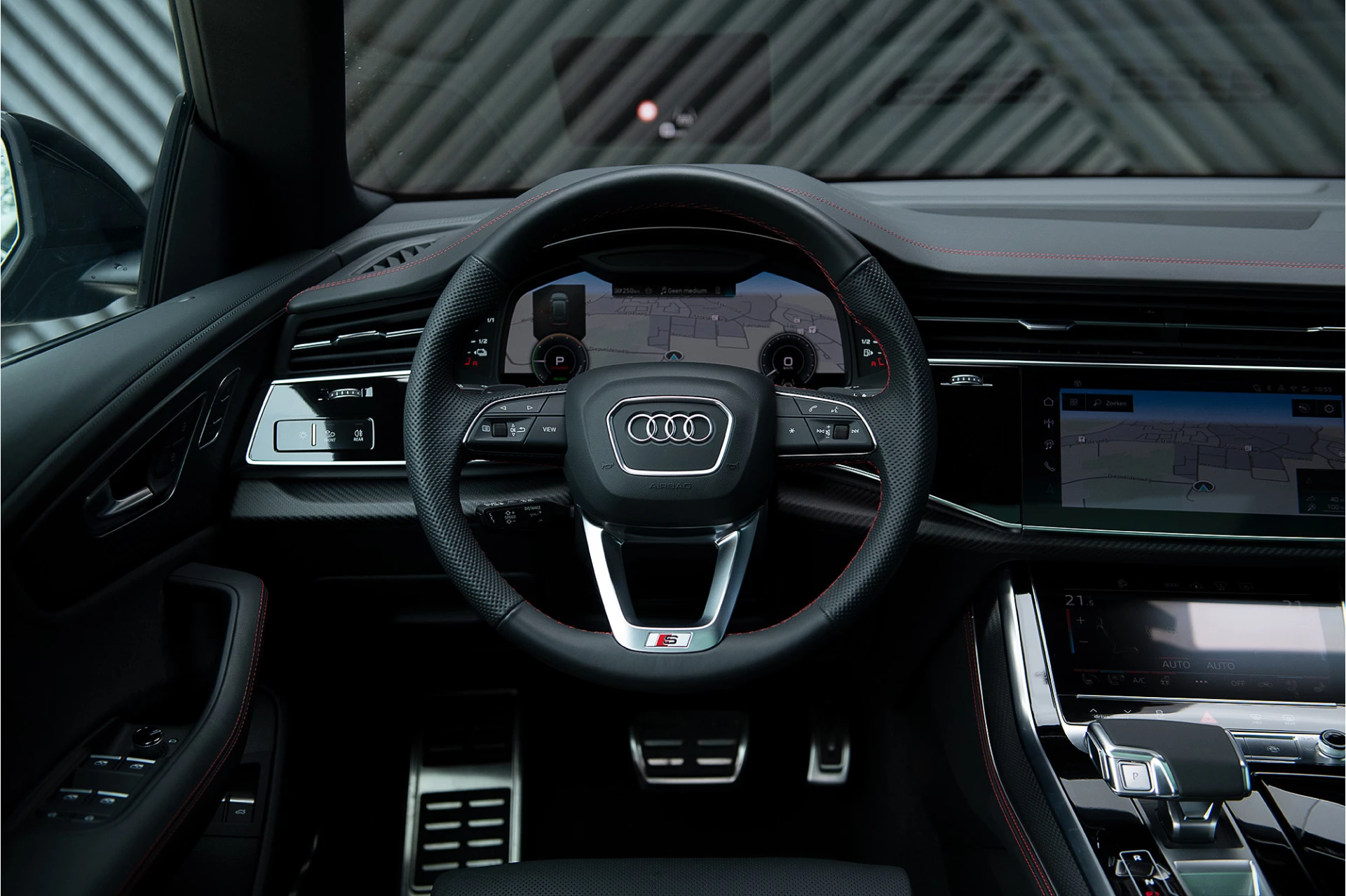 Hoofdafbeelding Audi Q8