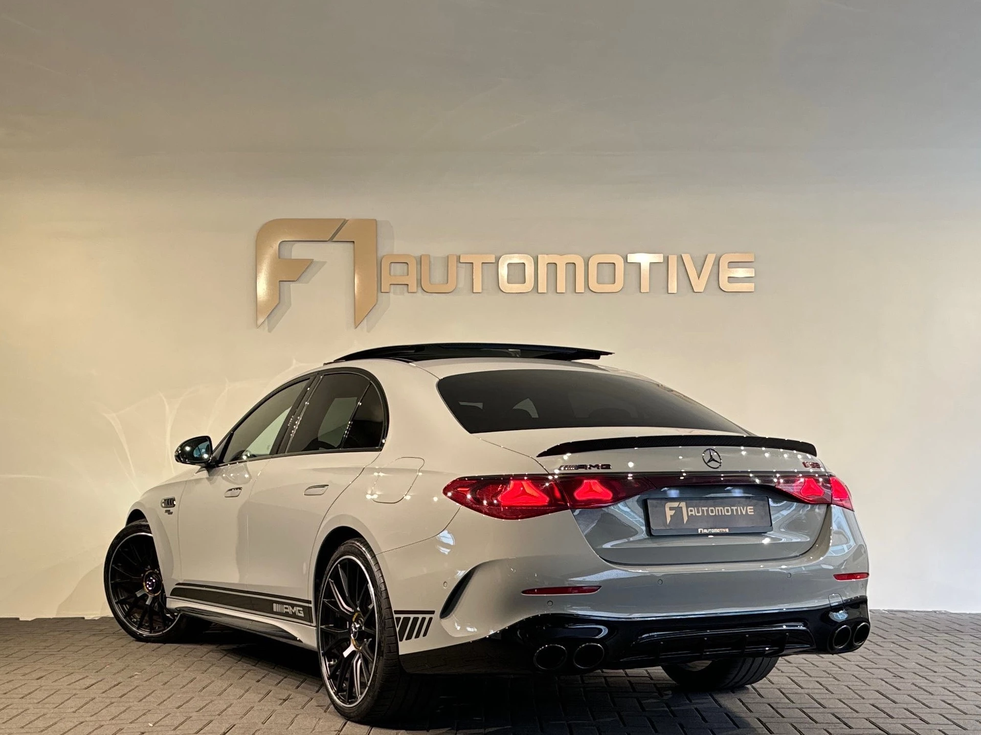 Hoofdafbeelding Mercedes-Benz E-Klasse