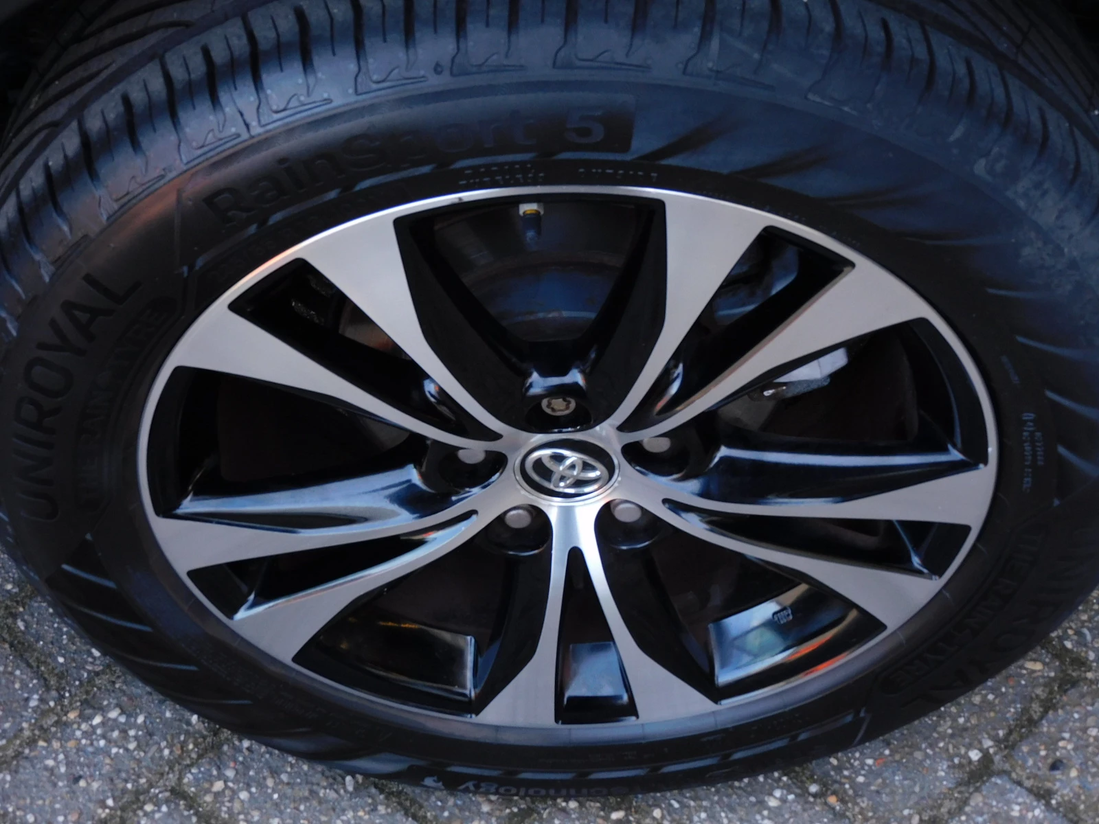 Hoofdafbeelding Toyota RAV4