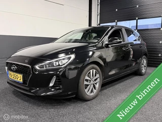Hyundai i30 1.0 T-GDI Premium NAVI / CARPLAY / CAMERA / CRUISE / CLIMATE / LED