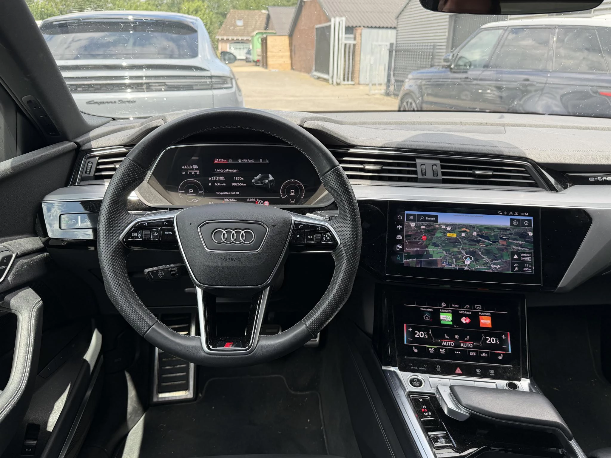 Hoofdafbeelding Audi Q8 Sportback e-tron