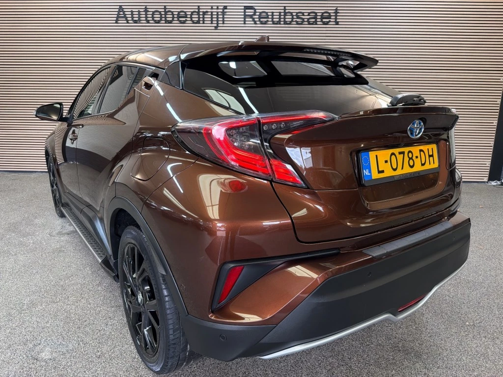 Hoofdafbeelding Toyota C-HR