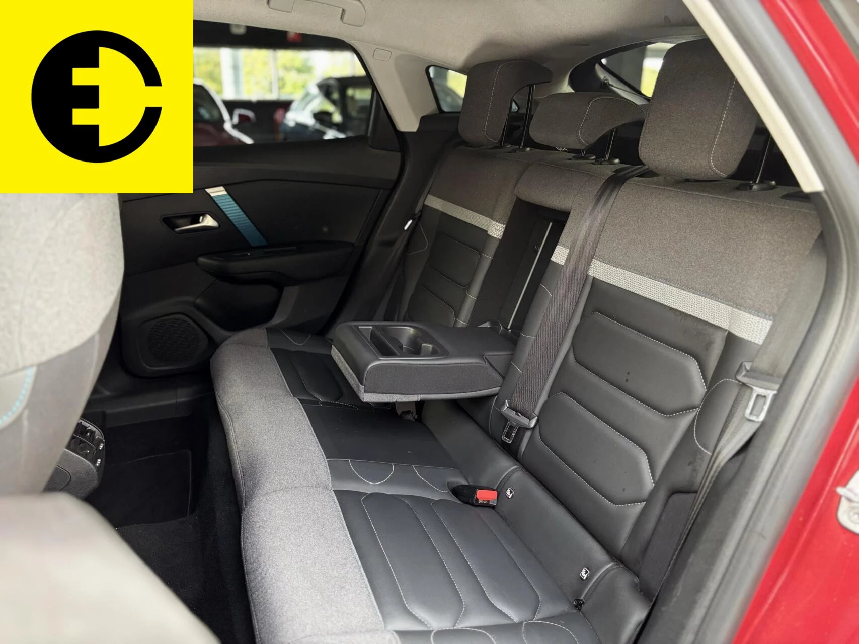 Hoofdafbeelding Citroën ë-C4