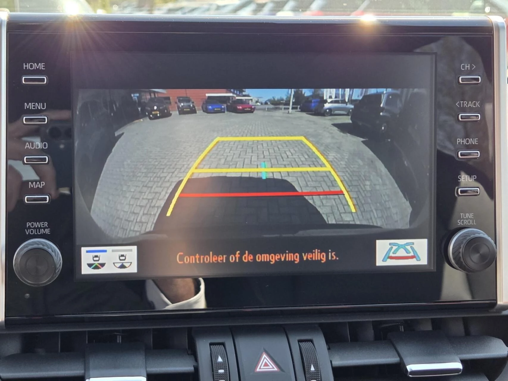 Hoofdafbeelding Suzuki Across