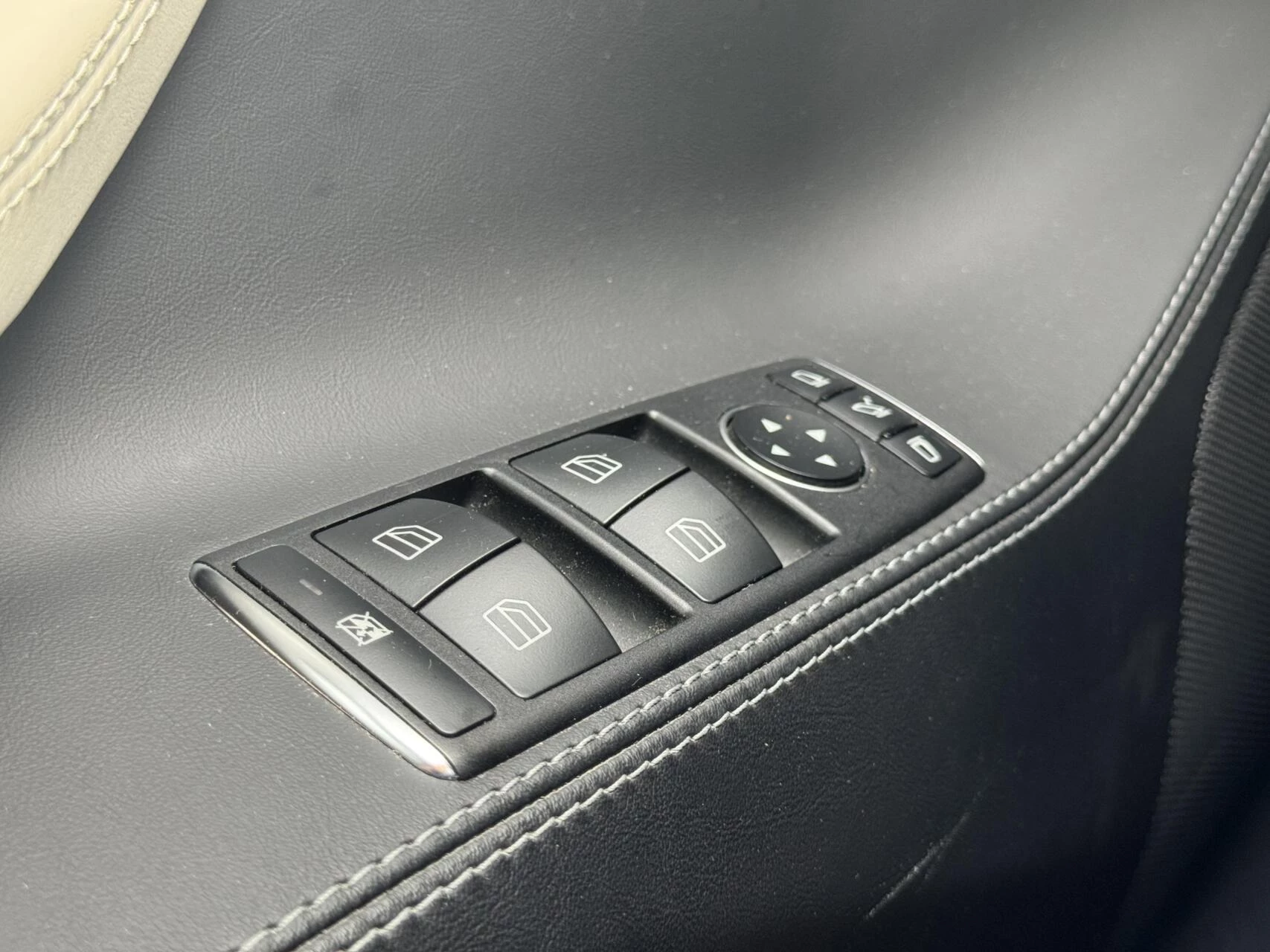 Hoofdafbeelding Tesla Model S