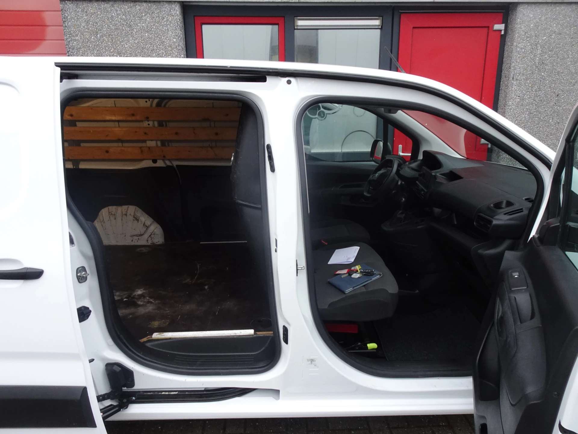 Hoofdafbeelding Peugeot Partner