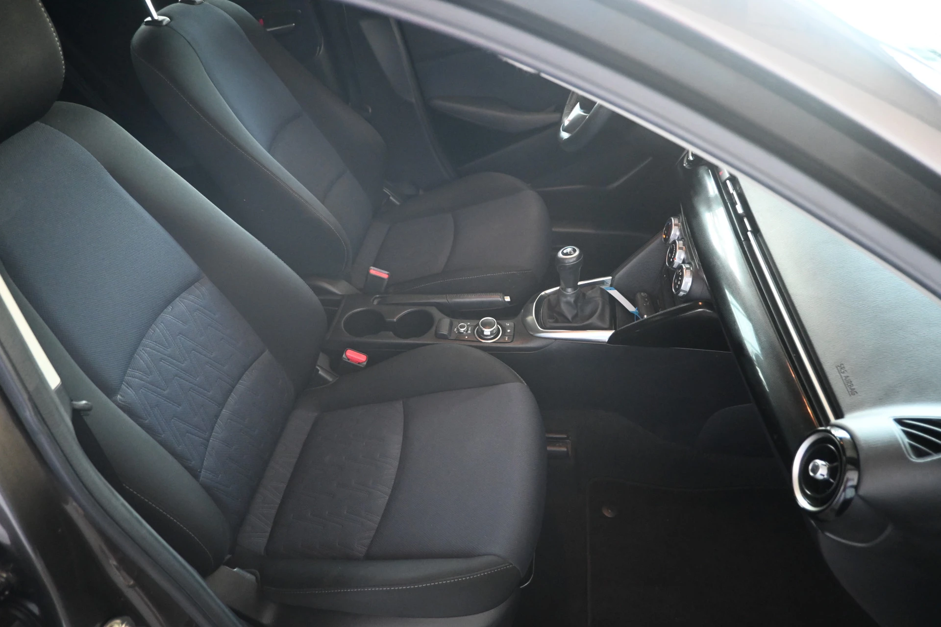 Hoofdafbeelding Mazda 2