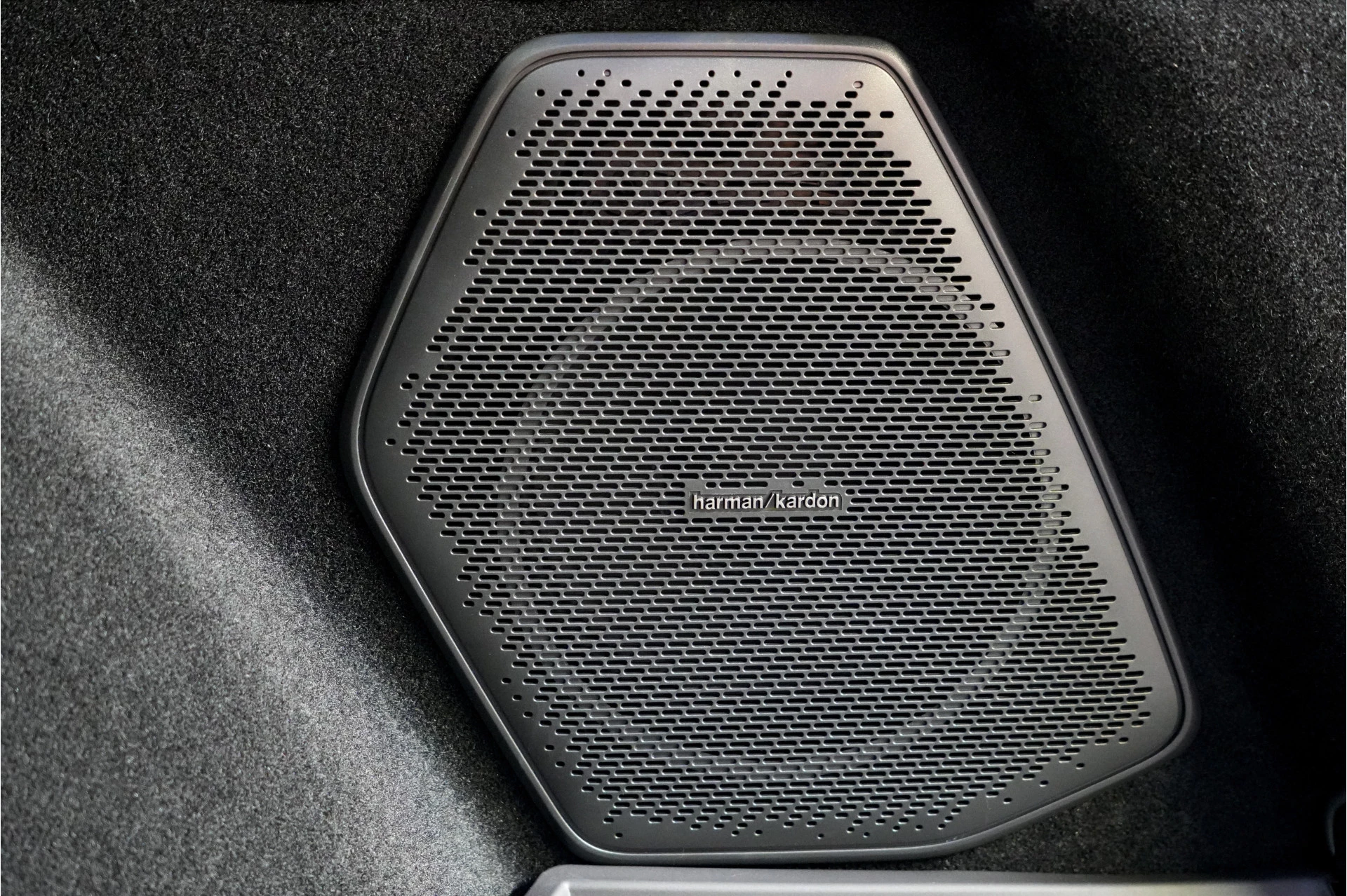 Hoofdafbeelding Lynk & Co 08