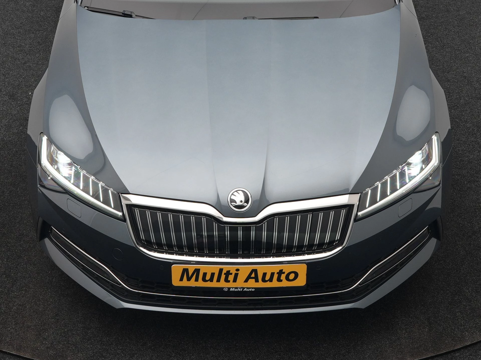 Hoofdafbeelding Škoda Superb