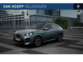 BMW iX2 eDrive20 High Executive M Sport / Panoramadak / Trekhaak / 	M Sportstoelen / Adaptieve LED / Comfort Access / M Adaptief onderstel / Parking Assistant Plus