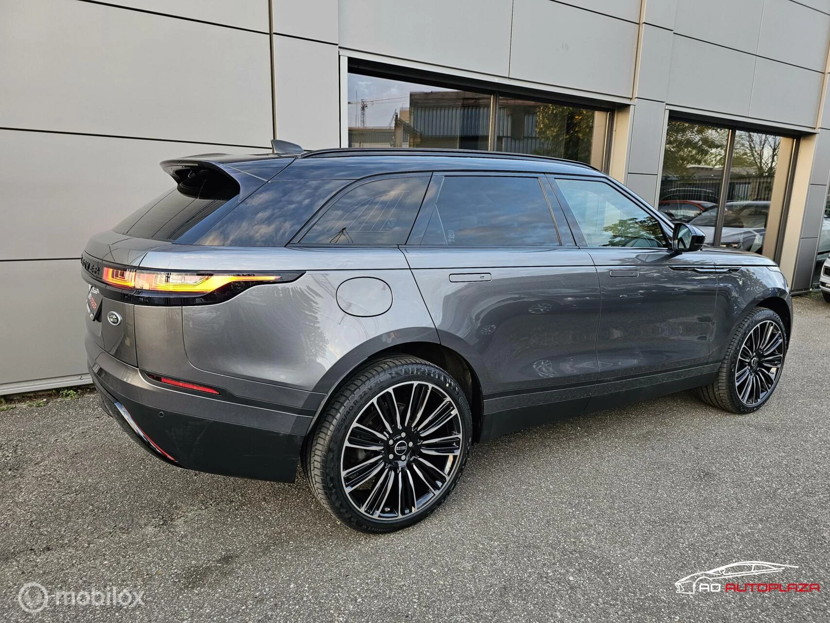 Hoofdafbeelding Land Rover Range Rover Velar