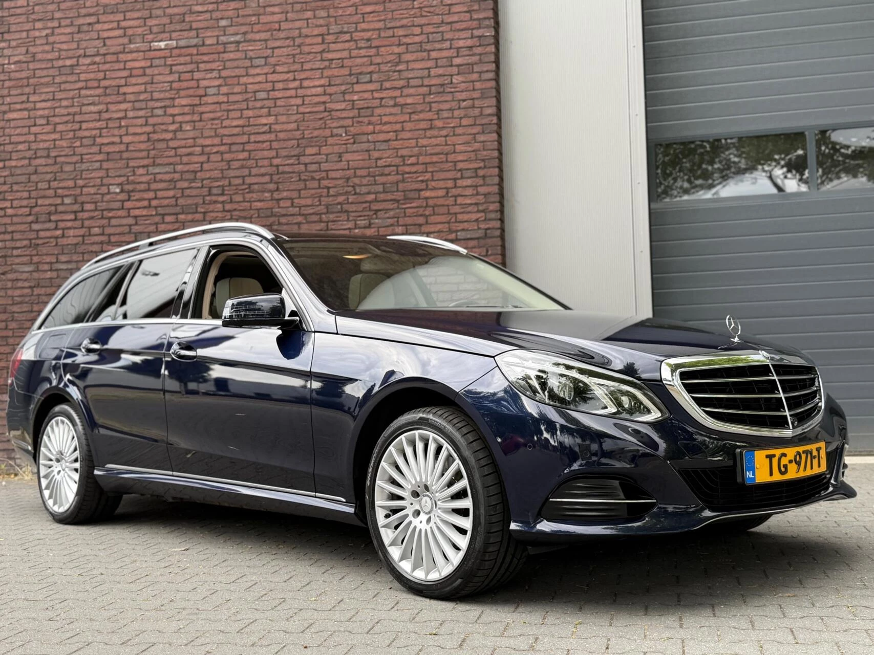 Hoofdafbeelding Mercedes-Benz E-Klasse
