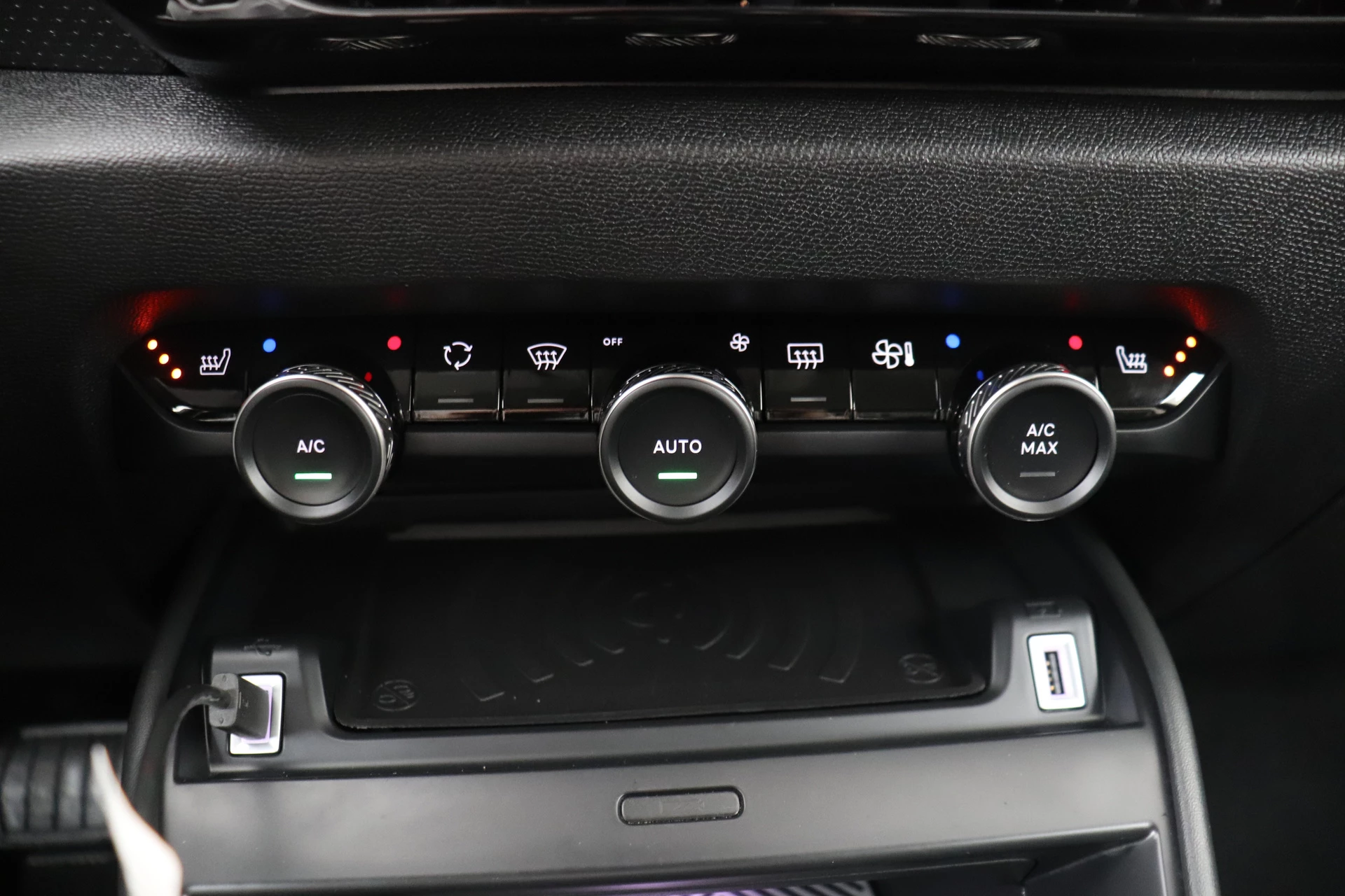 Hoofdafbeelding Citroën ë-C4