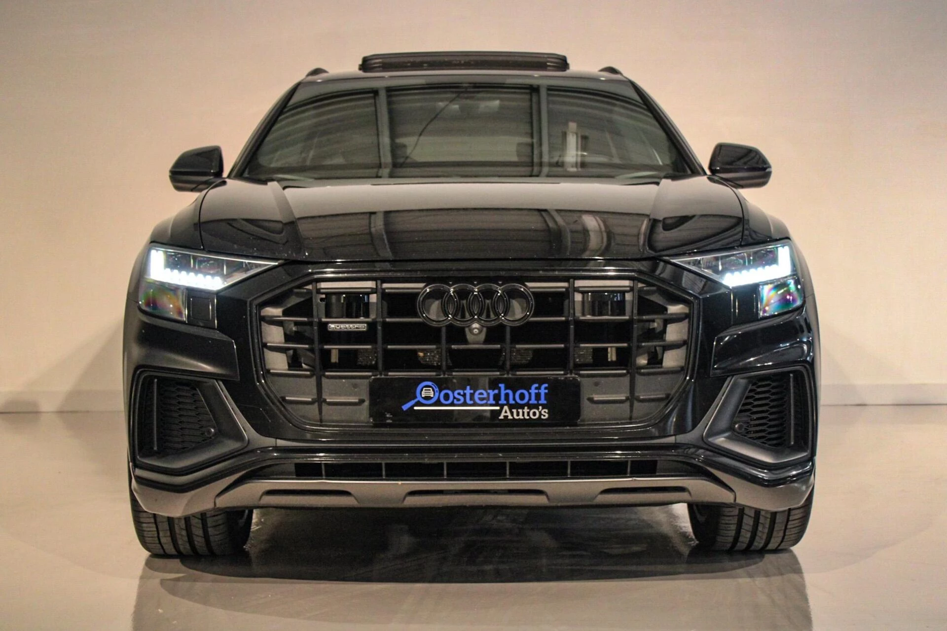 Hoofdafbeelding Audi Q8