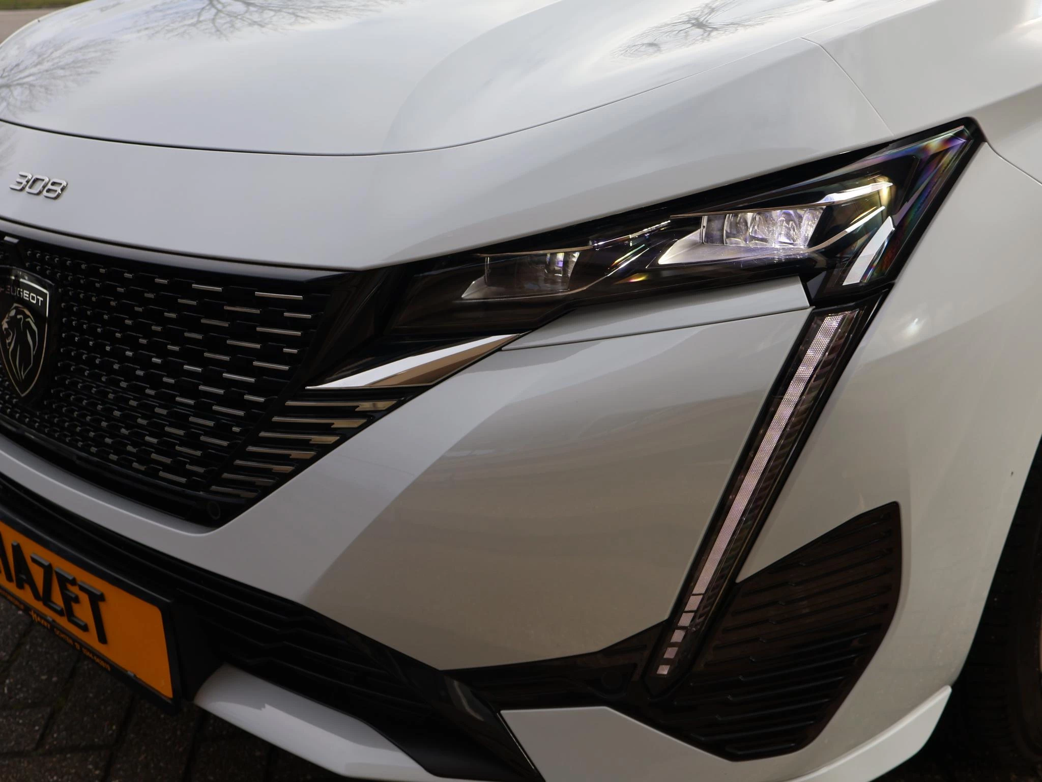 Hoofdafbeelding Peugeot e-308