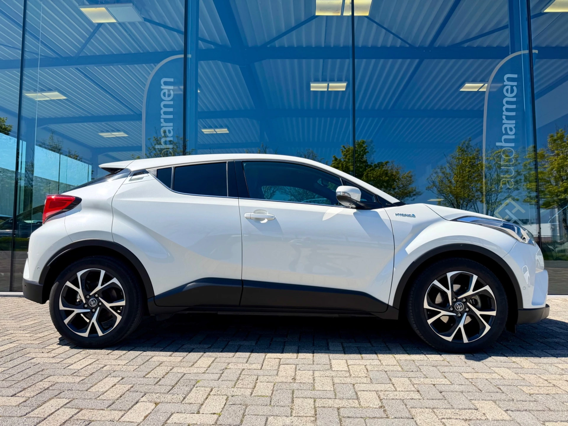 Hoofdafbeelding Toyota C-HR