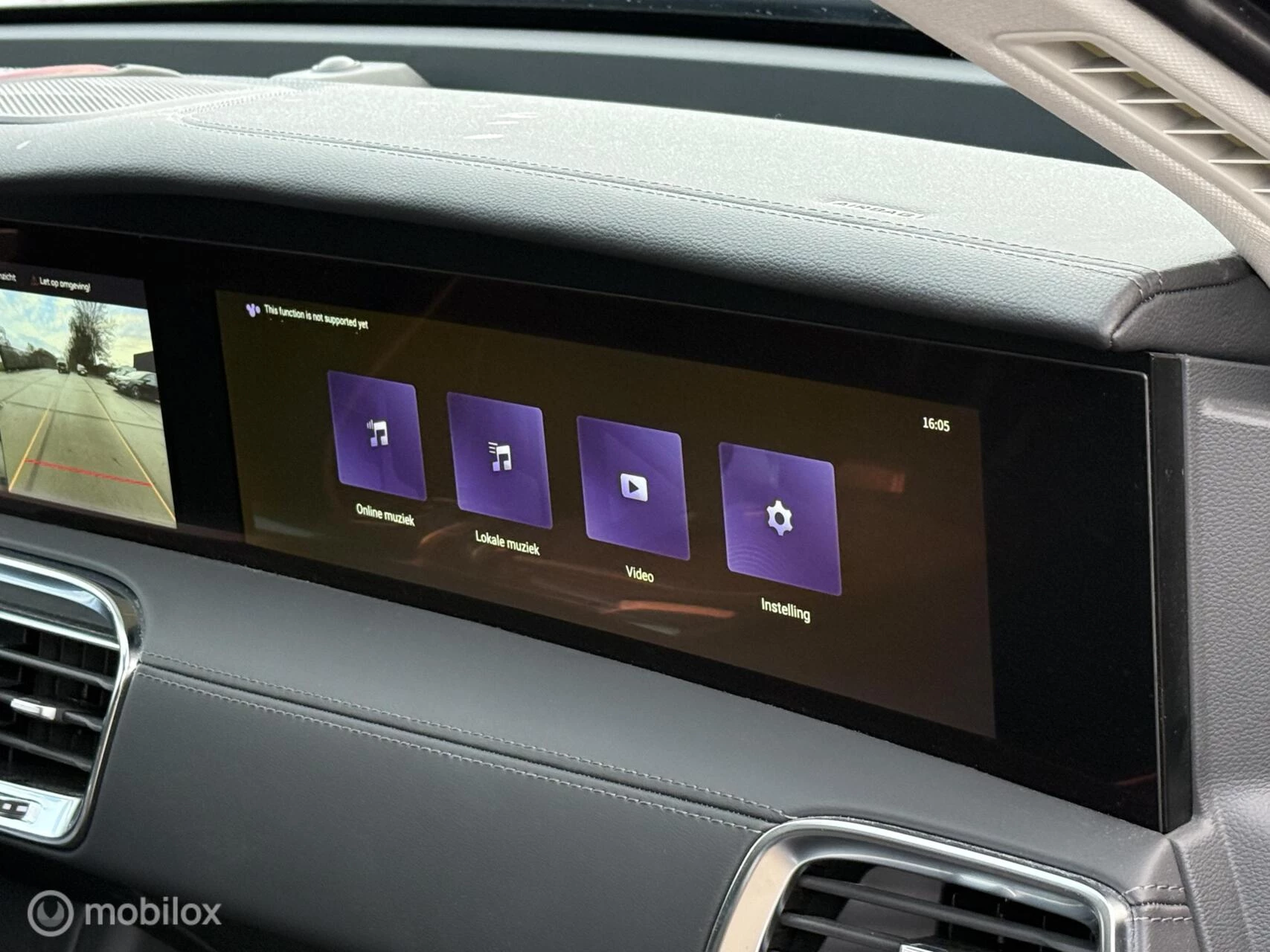 Hoofdafbeelding Hongqi E-HS9