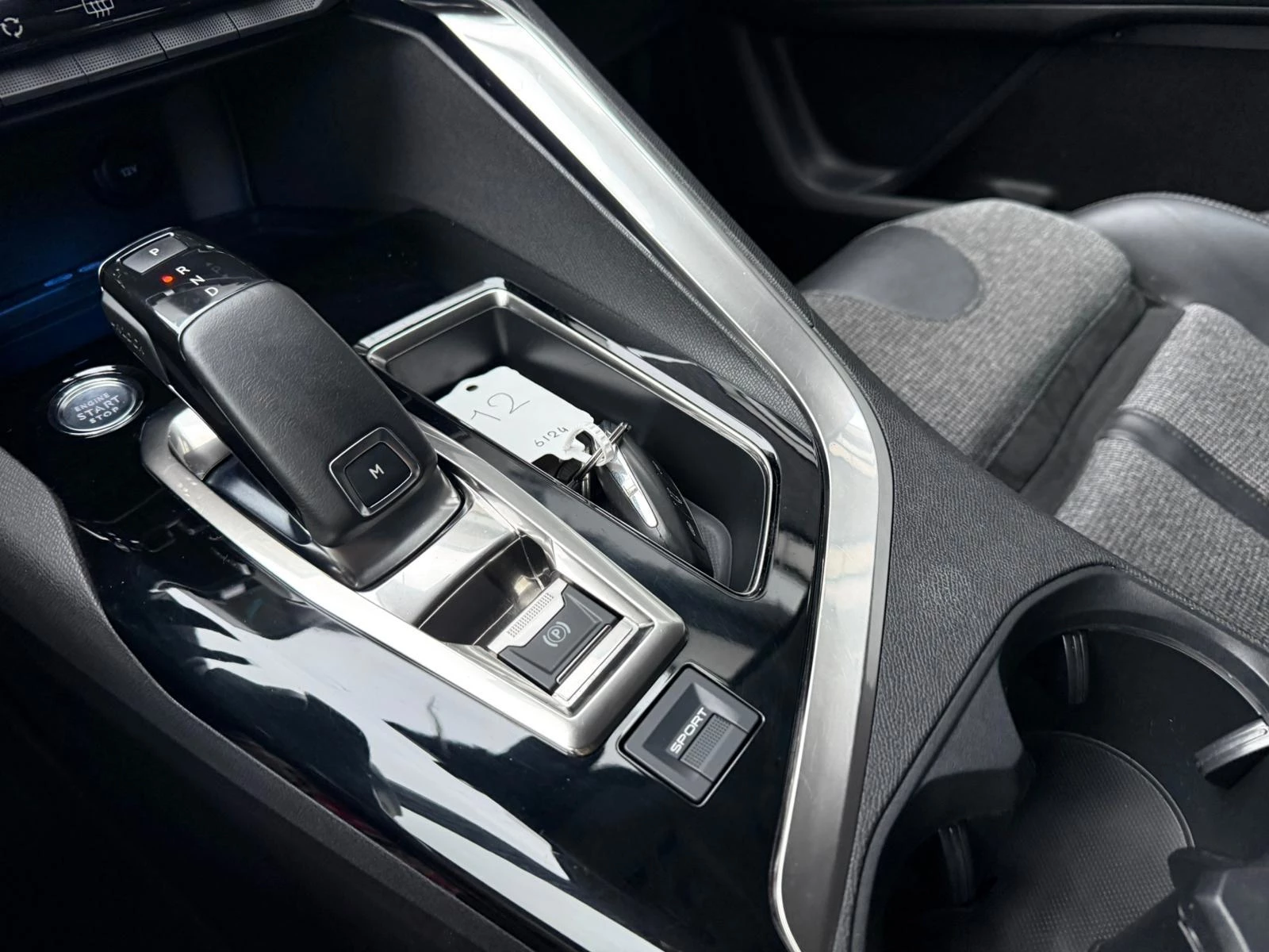 Hoofdafbeelding Peugeot 5008