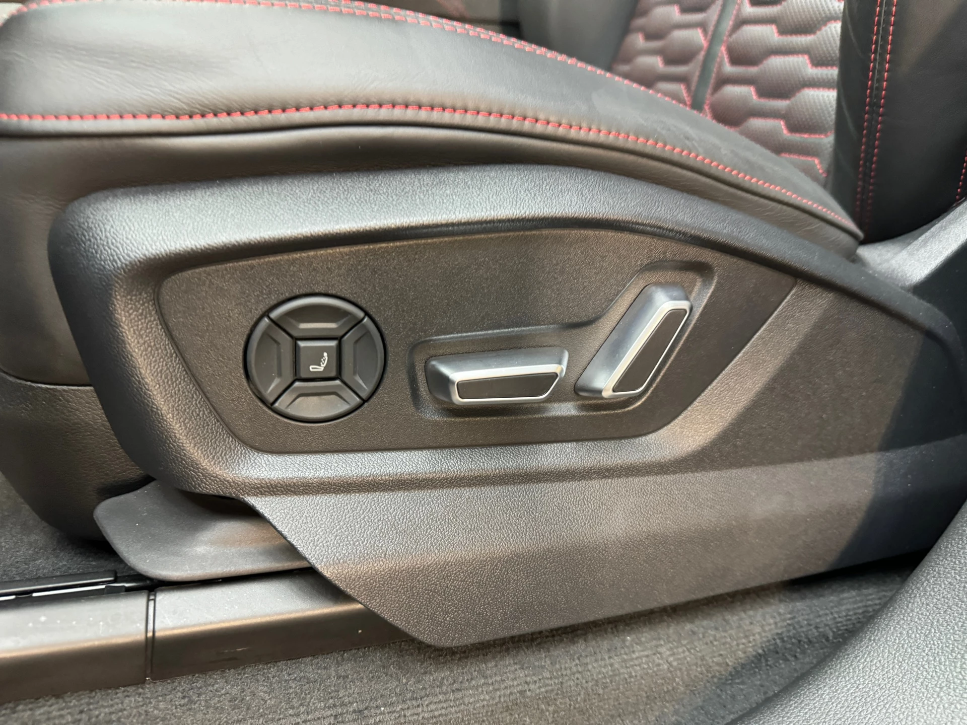 Hoofdafbeelding Audi RSQ8