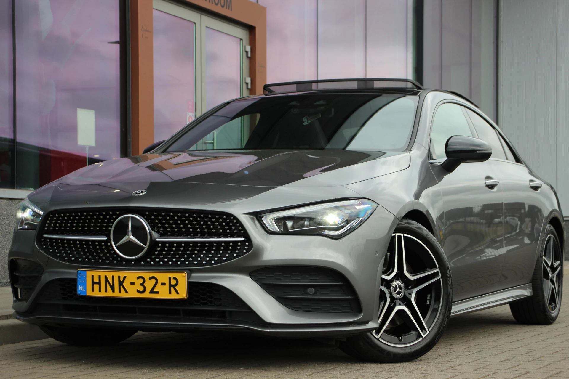 Hoofdafbeelding Mercedes-Benz CLA