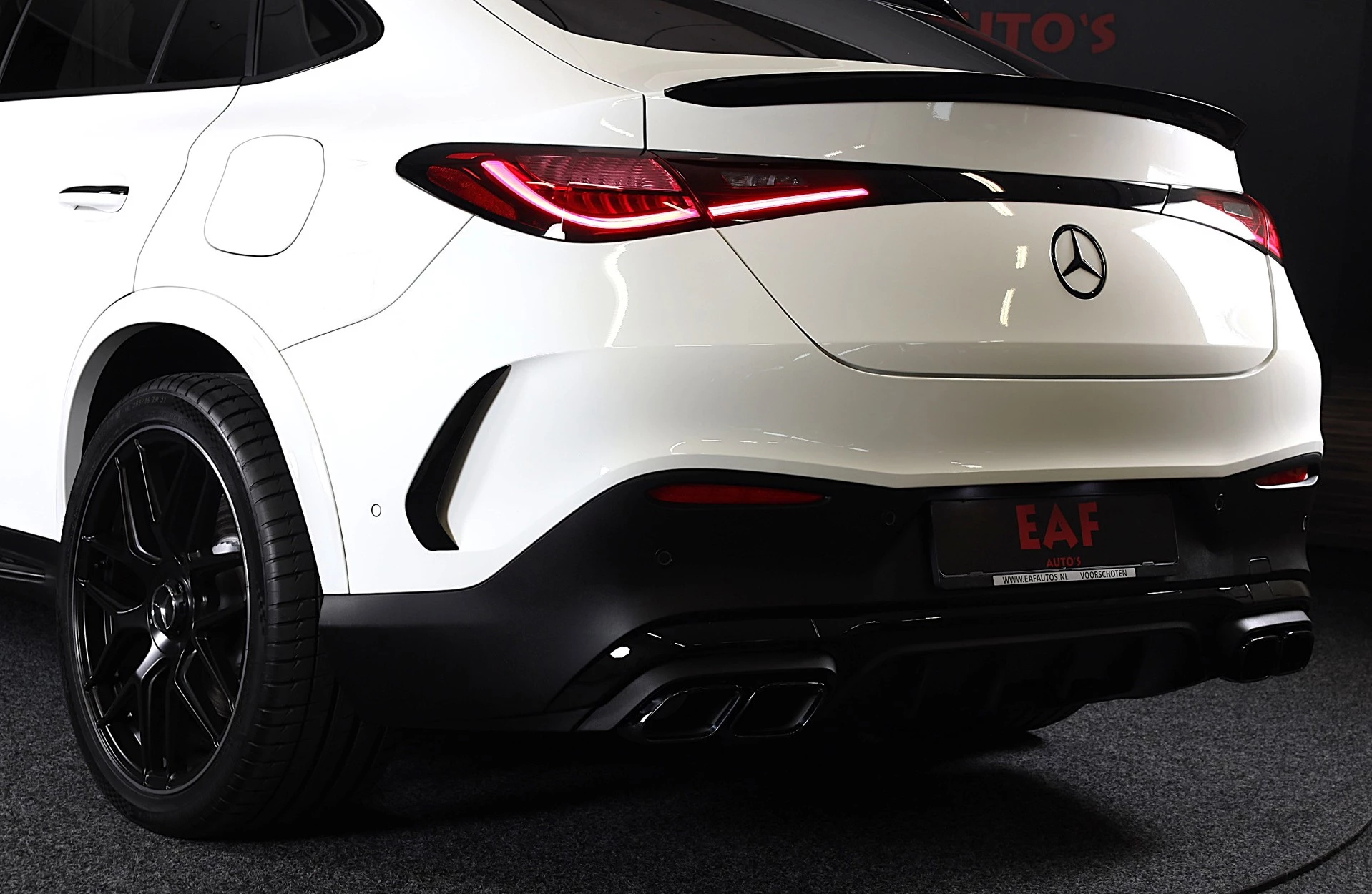 Hoofdafbeelding Mercedes-Benz GLC
