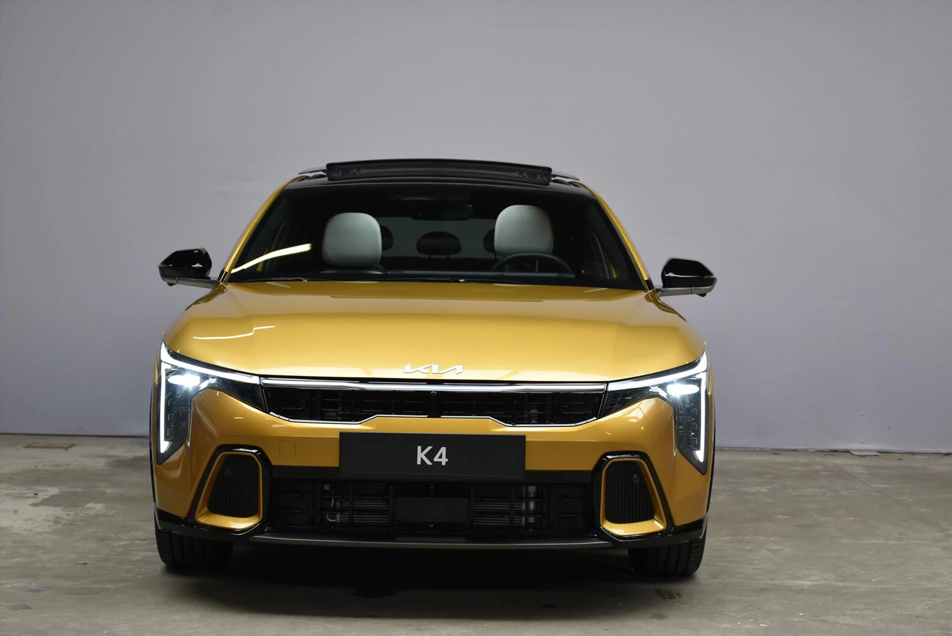 Hoofdafbeelding Kia K4