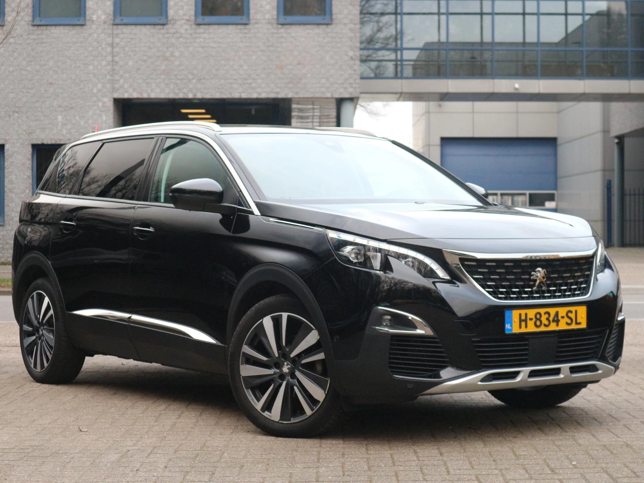 Hoofdafbeelding Peugeot 5008