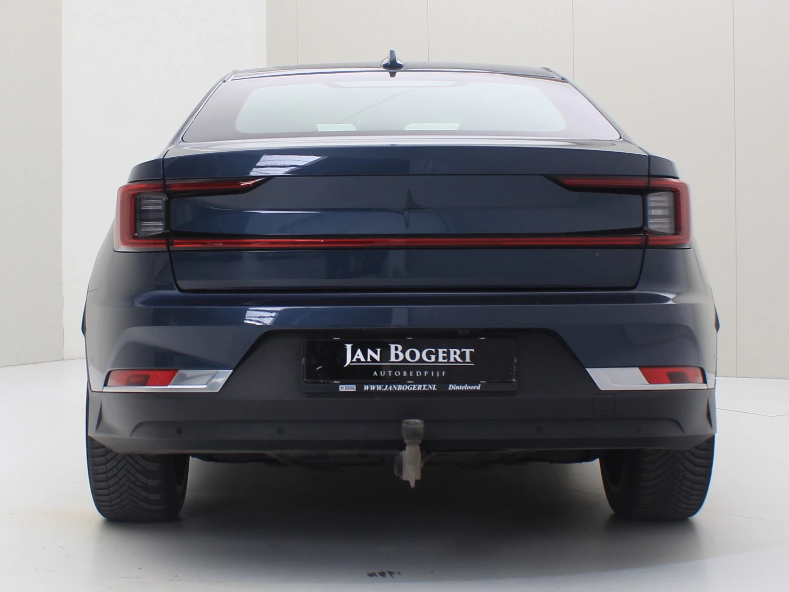 Hoofdafbeelding Polestar 2