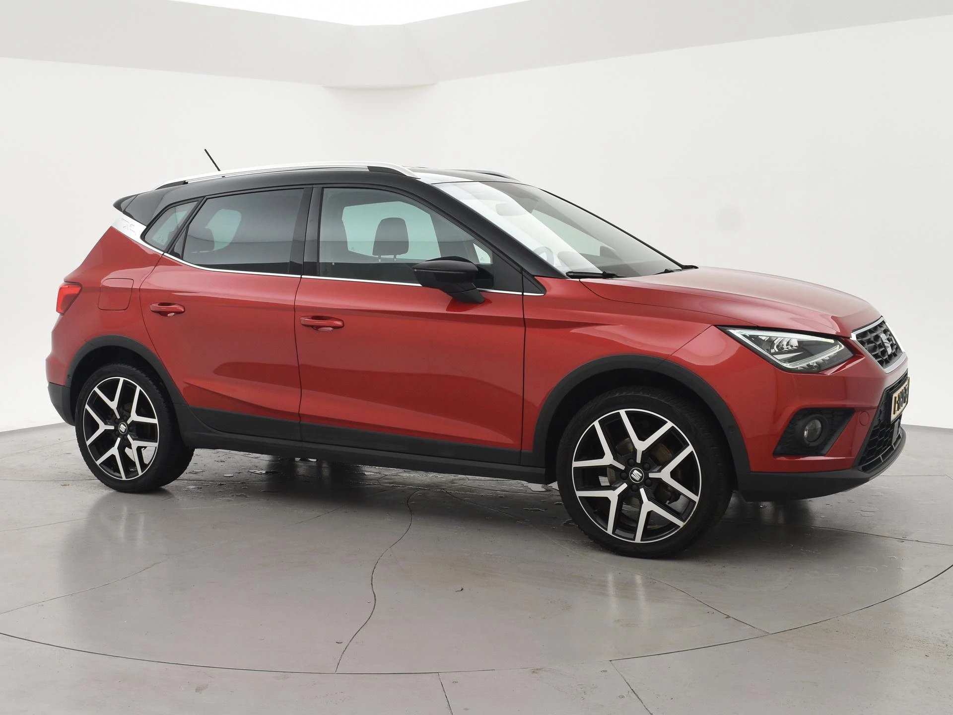 Hoofdafbeelding SEAT Arona