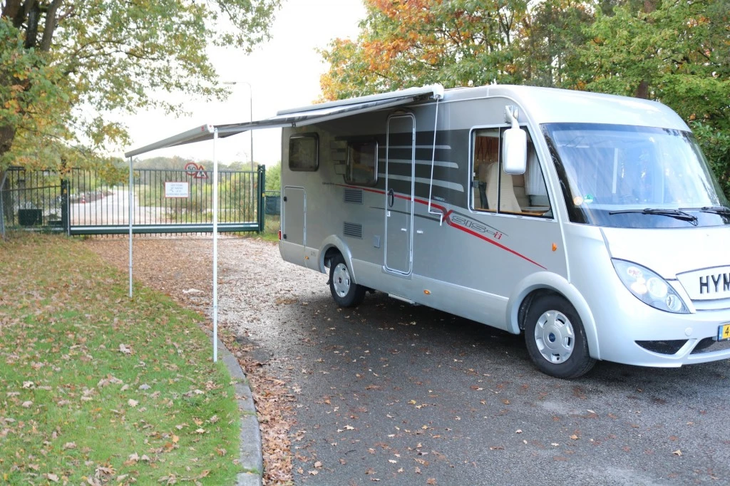 Hoofdafbeelding Hymer Exsis  562 Silverline