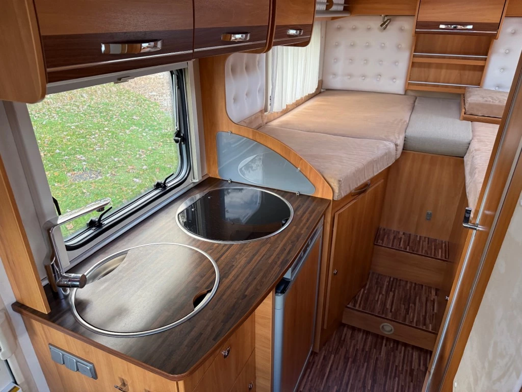 Hoofdafbeelding Hymer Exsis  562 Silverline