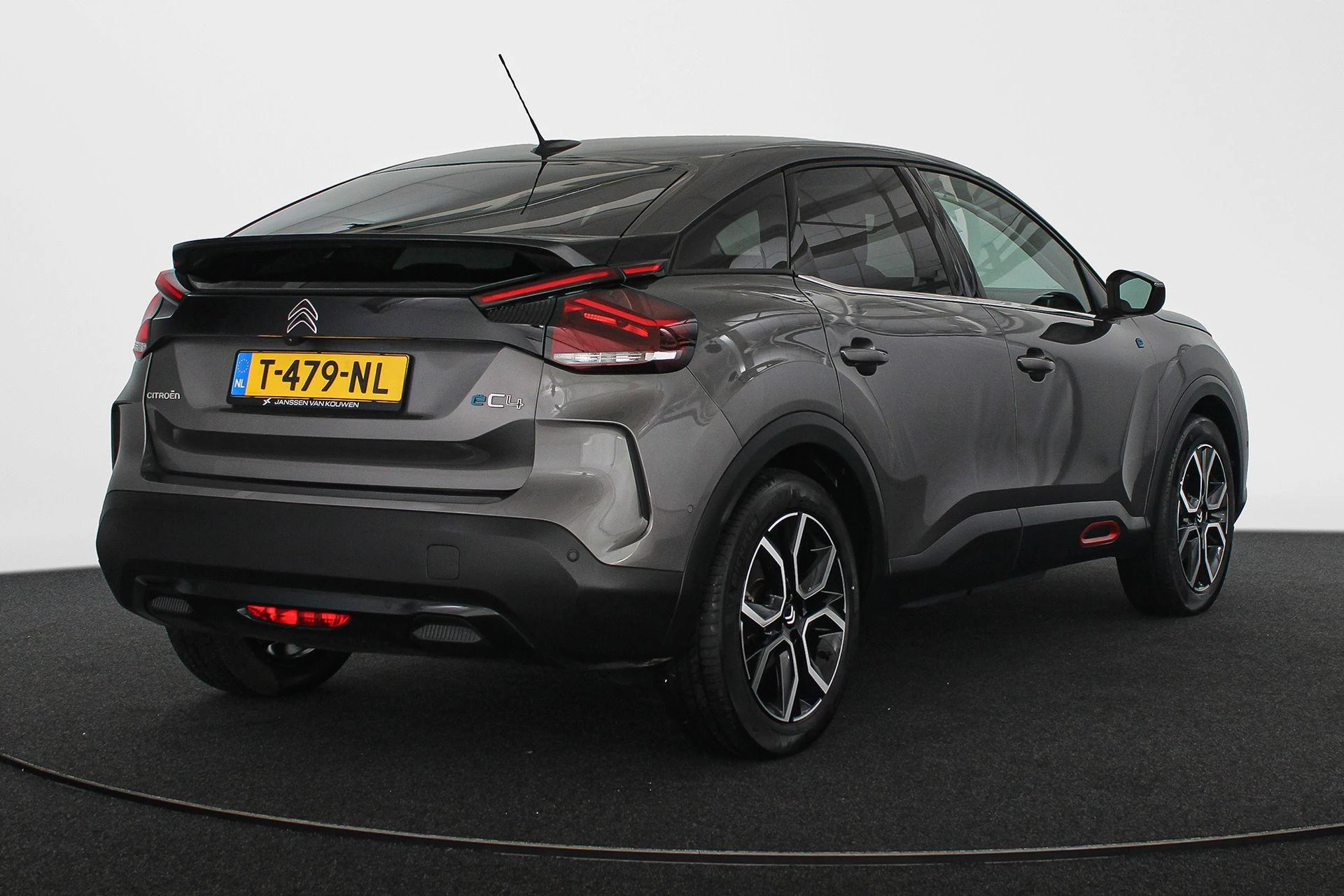 Hoofdafbeelding Citroën ë-C4